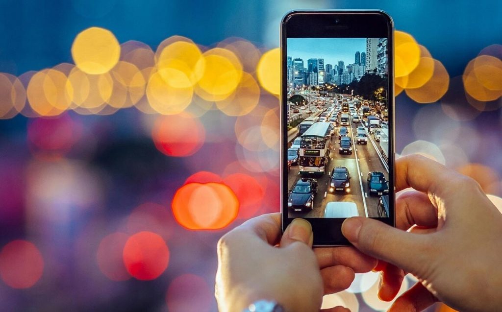 Users are spending twice as much traffic on social media